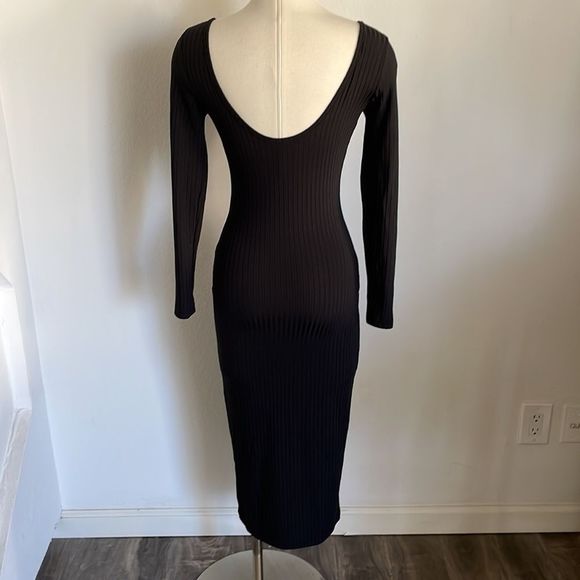 Sexy Black Dress   - Picture 5 of 7